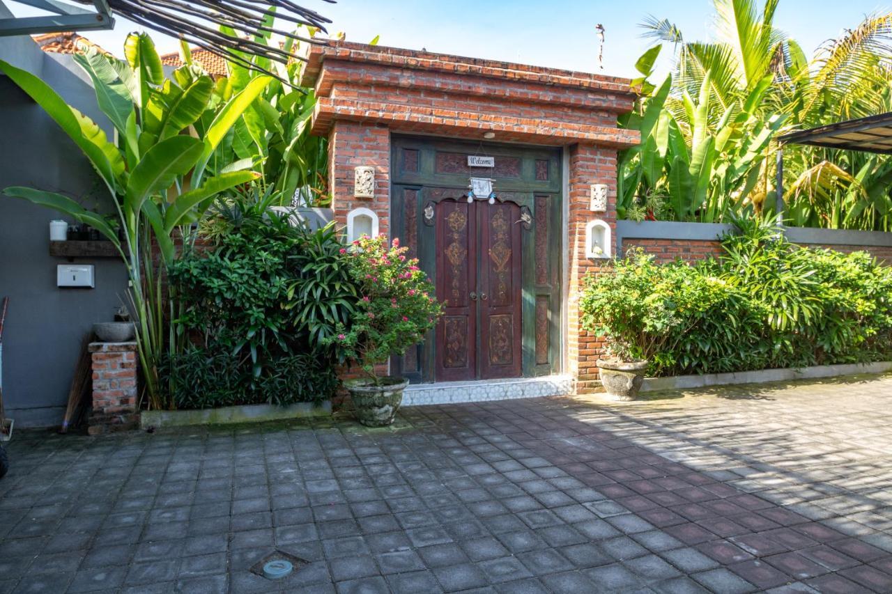 D-Anyar Stay And Surf Canggu Eksteriør billede